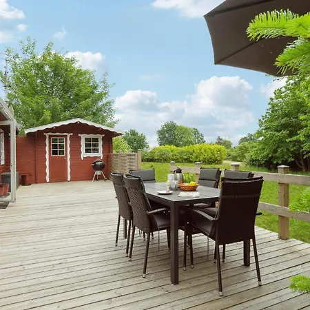 3 Bedroom Amazing In Rudkobing * Spodsbjerg
