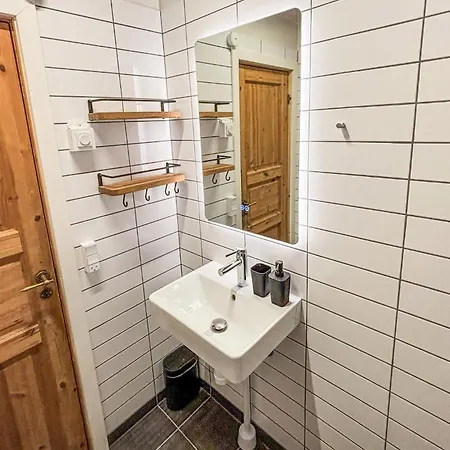 3 Bedroom Amazing In Rudkobing Spodsbjerg